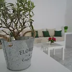 Leros Eleonas 公寓