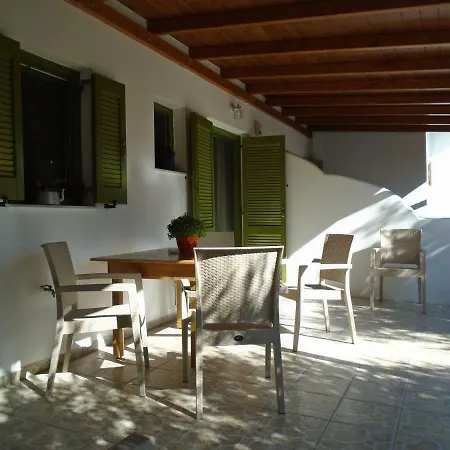 Leros Eleonas * Alinda (Leros)