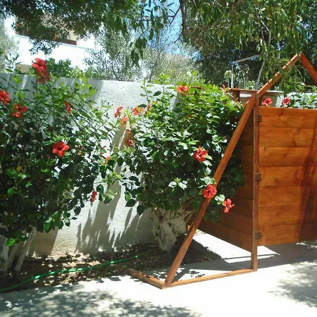 Leros Eleonas أليندا