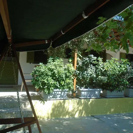 Leros Eleonas * Alinda (Leros)