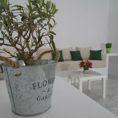 Leros Eleonas شقة