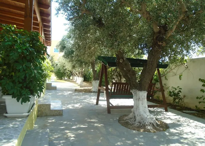 Leros Eleonas 公寓 Alinda (Leros)